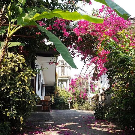 Boondee House Otel Mae Hong Son Dış mekan fotoğraf