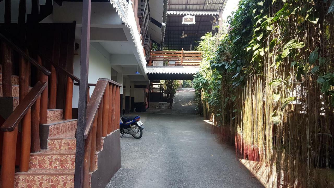 Boondee House Otel Mae Hong Son Dış mekan fotoğraf